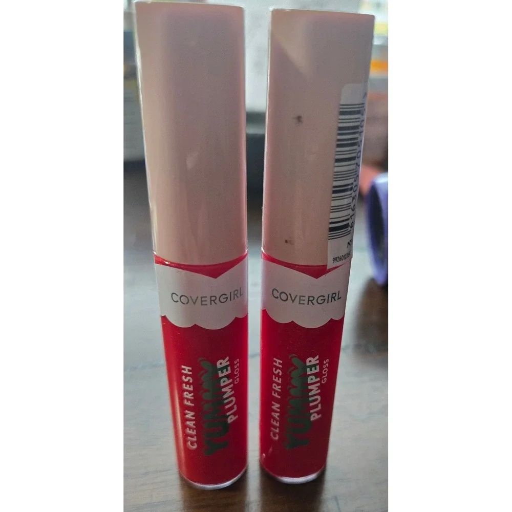 Set of 2 Covergirl Clean Fresh Yummy Plumper Glos 880 Merry Kissmass Red Shimmer